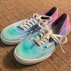Lo pro tie dye wans
